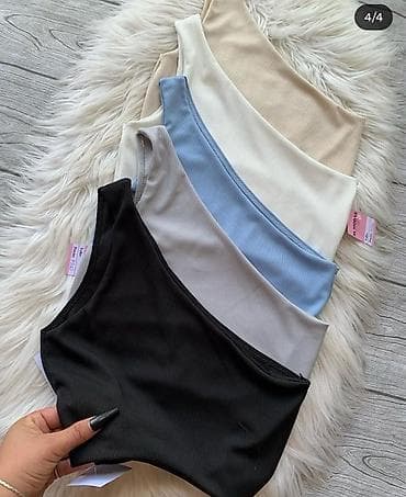 Majice crop top sa elastinom. Bela,crvena,pink,crna,bez,svetlo na lalafo.rs — 10 Majice crop top sa elastinom. Bela,crvena,pink,crna,bez,svetlo — 10