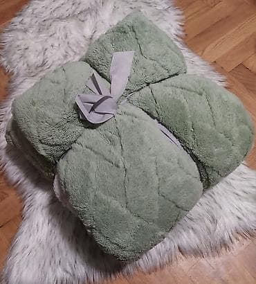 Blankets and Bedspreads: Keznena rebrasta cebad
200x200
3400din v at lalafo.rs — 7 Blankets and Bedspreads: Keznena rebrasta cebad
200x200
3400din v — 7