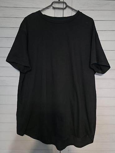 Muška majica kratkih rukava - Klasičan kroj sa okruglim izrezom, long na lalafo.rs — 1 Muška majica kratkih rukava - Klasičan kroj sa okruglim izrezom, long — 1