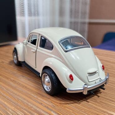 Autići: Nov metalni model automobila VW Buba. Mogu da mu se otvaraju vrata i na lalafo.rs — 7 Autići: Nov metalni model automobila VW Buba. Mogu da mu se otvaraju vrata i — 7