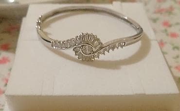 Prelepa srebrna narukvica 2000 dinara at lalafo.rs — 2 Prelepa srebrna narukvica 2000 dinara — 2