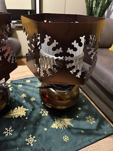 Antique Decor: Par retro stonih lampi sa dekorativnim abažurima - Tip: stona at lalafo.rs — 2 Antique Decor: Par retro stonih lampi sa dekorativnim abažurima - Tip: stona — 2