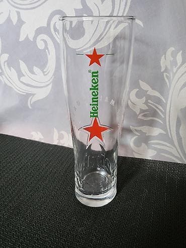 Case nove za pivo Heineken. Case nove,sve na njima odsjaj od svetla na lalafo.rs — 10 Case nove za pivo Heineken. Case nove,sve na njima odsjaj od svetla — 10