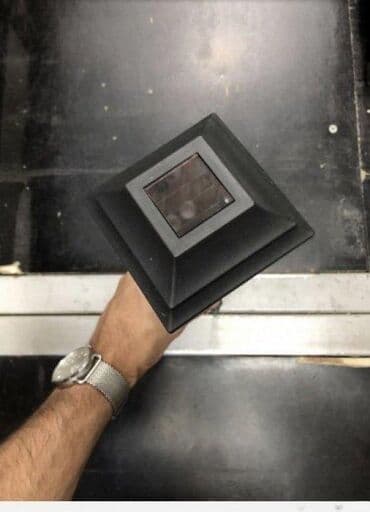 Baštenska rasveta: Solarna lampa belo svetlo. Automatsko uključivanje / isključivanje na lalafo.rs — 1 Baštenska rasveta: Solarna lampa belo svetlo. Automatsko uključivanje / isključivanje — 1