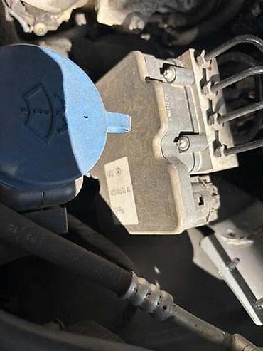 ABS W212 ZA MERCEDES BENZ E 124, E 200, E 220 . OD 2009. DO 2016 na lalafo.rs ABS W212 ZA MERCEDES BENZ E 124, E 200, E 220 . OD 2009. DO 2016