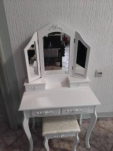 Sto za šminkanje Donna - BESPLATNA DOSTAVA Opis: Sto za Šminkanje na lalafo.rs — 8 Sto za šminkanje Donna - BESPLATNA DOSTAVA Opis: Sto za Šminkanje — 8