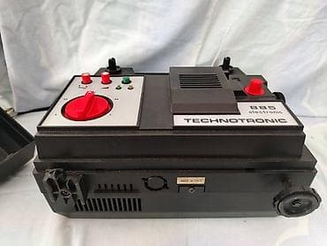 Antiques: Retro projector Technotronic 885 Kada se ukljuci upali se lampica Ide at lalafo.rs — 1 Antiques: Retro projector Technotronic 885 Kada se ukljuci upali se lampica Ide — 1