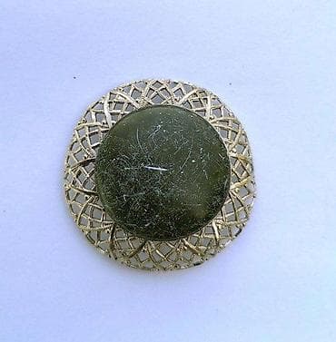 Prelepi stari broševi 5 komada. Cena za komad Tri prelepa stara broša na lalafo.rs — 3 Prelepi stari broševi 5 komada. Cena za komad Tri prelepa stara broša — 3