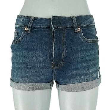 pantalone butiku ali: Šorts fb sister, vel. Xs, teksas marka: fb sister veličina: xs na lalafo.rs — 1 pantalone butiku ali: Šorts fb sister, vel. Xs, teksas marka: fb sister veličina: xs — 1