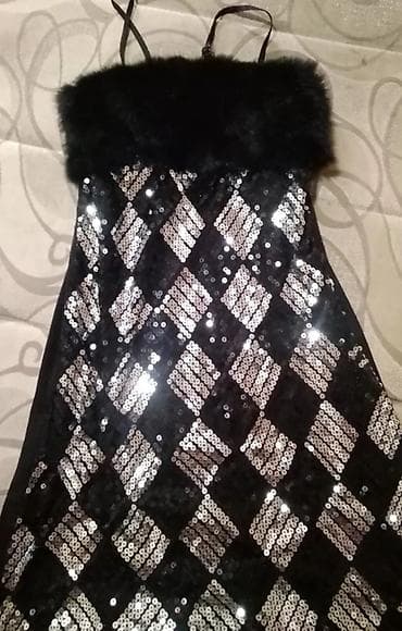 Majca sa krznom. Velicina S
Nema ostecenja, nije pravo krzno na lalafo.rs Majca sa krznom. Velicina S
Nema ostecenja, nije pravo krzno