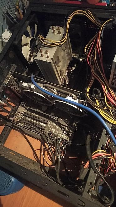 Gejmerska PC konfiguracija (bez RAM‑a) Komponente: - CPU: Intel Core at lalafo.rs — 7 Gejmerska PC konfiguracija (bez RAM‑a) Komponente: - CPU: Intel Core — 7