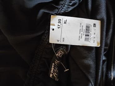 pantalone butiku ali: Nova bluza top, velicina xl. Ali je manja. Iz uvoza na lalafo.rs — 3 pantalone butiku ali: Nova bluza top, velicina xl. Ali je manja. Iz uvoza — 3