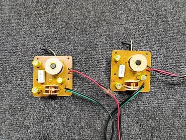 Skretnice magnat motion 220 2 way 4-8 oma na lalafo.rs — 1 Skretnice magnat motion 220 2 way 4-8 oma — 1