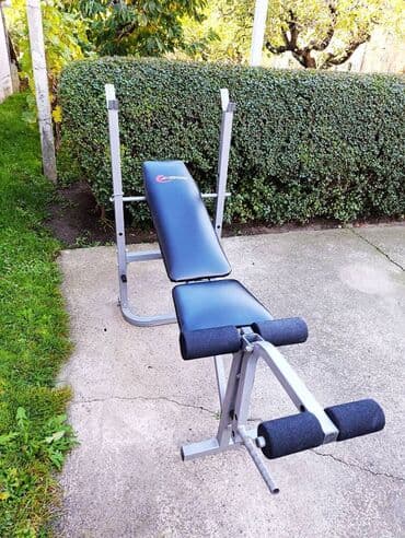 Bench klupa sa dodatkom za treniranje nogu. Podesiva bench klupa (4 na lalafo.rs Bench klupa sa dodatkom za treniranje nogu. Podesiva bench klupa (4
