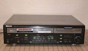 Philips CDR 820 – audio CD rekorder sa 3-disc CD changerom - na lalafo.rs — 1 Philips CDR 820 – audio CD rekorder sa 3-disc CD changerom - — 1