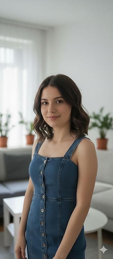 Ženska teksas haljina na bretele - Kroj: uska silueta koja prati na lalafo.rs Ženska teksas haljina na bretele - Kroj: uska silueta koja prati