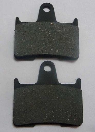 Predmet: Set kočionih pločica za motocikl (par) Opis: - Tip: disk at lalafo.rs Predmet: Set kočionih pločica za motocikl (par) Opis: - Tip: disk