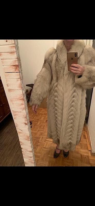 Dugačka damska bunda od prirodnog krzna POLARNA LISICA u svetlim na lalafo.rs — 3 Dugačka damska bunda od prirodnog krzna POLARNA LISICA u svetlim — 3