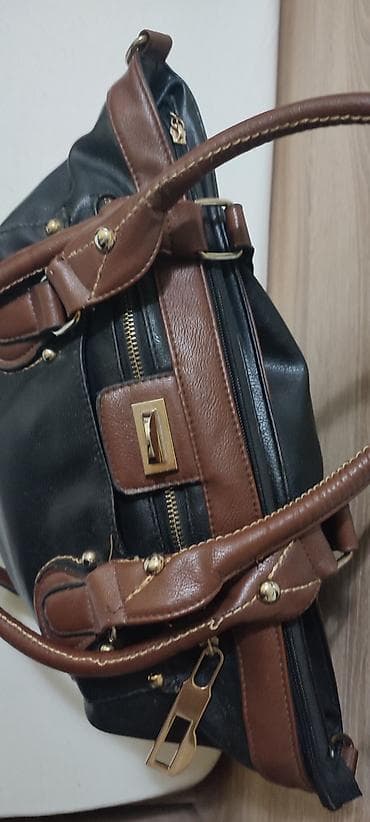 Tašnice moje .Cene od 700 do 2500 kožna crna Mango at lalafo.rs — 3 Tašnice moje .Cene od 700 do 2500 kožna crna Mango — 3