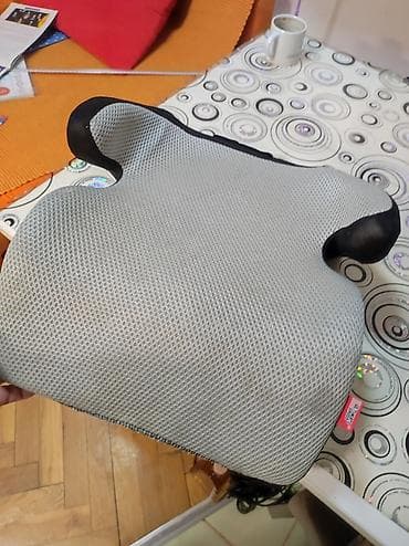 Dečije auto-sedište – buster (podizač). Mirjevo - Tip at lalafo.rs — 4 Dečije auto-sedište – buster (podizač). Mirjevo - Tip — 4
