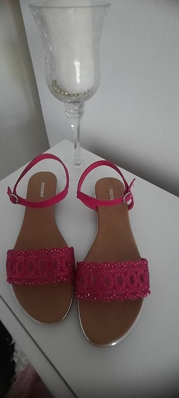 Potpuno nove pink sandale Deichman, sa diskretnkm cirkonima, vel 40 na lalafo.rs — 7 Potpuno nove pink sandale Deichman, sa diskretnkm cirkonima, vel 40 — 7