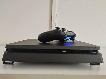 Sony PS4 Slim Konzola Sony PlayStation 4 Slim od 500Mb vrlo je at lalafo.rs Sony PS4 Slim Konzola Sony PlayStation 4 Slim od 500Mb vrlo je