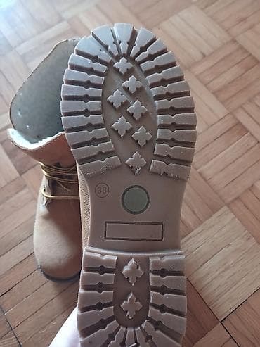 Potpuno nove kanadjanke.br 38 na lalafo.rs — 3 Potpuno nove kanadjanke.br 38 — 3