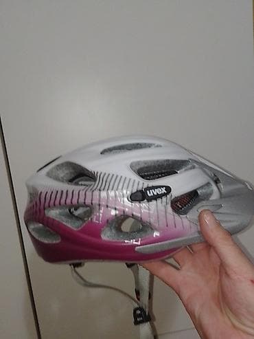 Oprema za bicikliste: Uvex biciklistička kaciga vel obim 52-57 - Brend/model: Uvex (logo na na lalafo.rs — 1 Oprema za bicikliste: Uvex biciklistička kaciga vel obim 52-57 - Brend/model: Uvex (logo na — 1