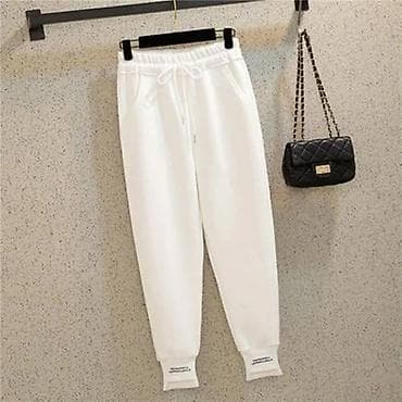 Donji delovi trenerki
Cena 1950 din na lalafo.rs — 3 Donji delovi trenerki
Cena 1950 din — 3