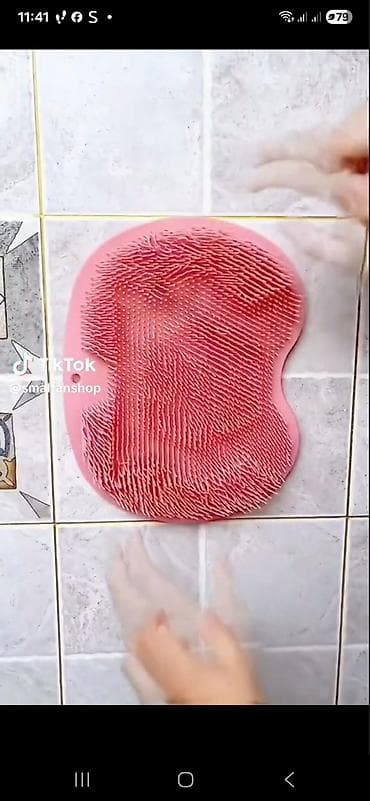 kom sa etiketom: 🛁 SILIKONSKA PODLOGA ZA KUPANJE I MASAŽU STOPALA 🛁 VAŠ LIČNI SPA at lalafo.rs — 1 kom sa etiketom: 🛁 SILIKONSKA PODLOGA ZA KUPANJE I MASAŽU STOPALA 🛁 VAŠ LIČNI SPA — 1