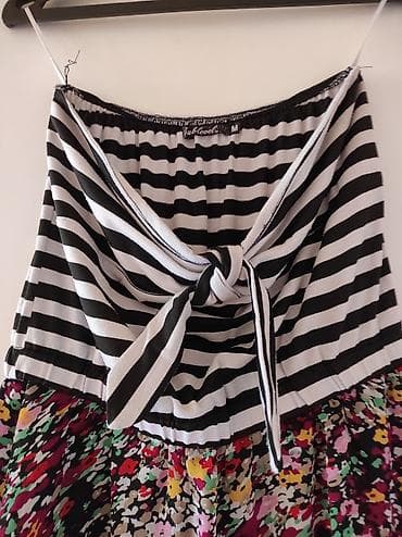 Haljina velicina M. Bez oštećenja na lalafo.rs — 3 Haljina velicina M. Bez oštećenja — 3