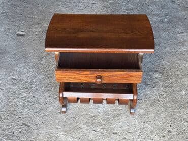 Dressers: Drveni pomoćni stočić sa držačem za novine/časopise - Materijal at lalafo.rs — 6 Dressers: Drveni pomoćni stočić sa držačem za novine/časopise - Materijal — 6