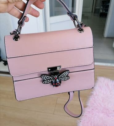 Elegantna torbica na lalafo.rs Elegantna torbica