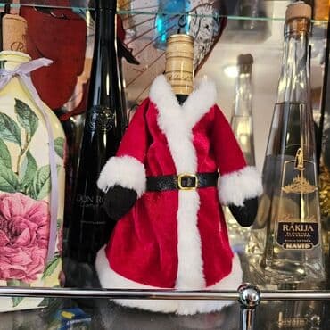 Ukras, bоја - Crvena, Novo na lalafo.rs Ukras, bоја - Crvena, Novo