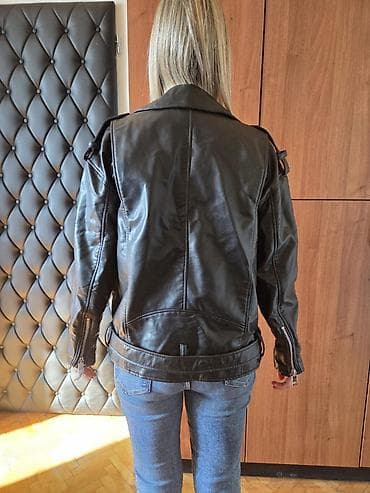 Jackets, Coats, Vests: Zara jakna velicina Xs - siri model at lalafo.rs — 4 Jackets, Coats, Vests: Zara jakna velicina Xs - siri model — 4