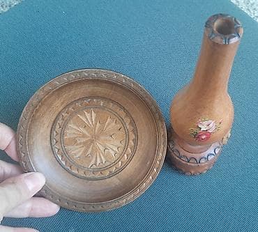 Antiques: Drveni tanjir i petrolej lampa Suveniri Drvena petrolej lampa i drveni at lalafo.rs — 3 Antiques: Drveni tanjir i petrolej lampa Suveniri Drvena petrolej lampa i drveni — 3