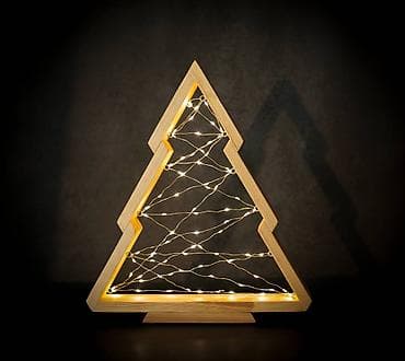 Drvena dekorativna jelka sa integrisanim LED svetlima, idealna za na lalafo.rs — 3 Drvena dekorativna jelka sa integrisanim LED svetlima, idealna za — 3