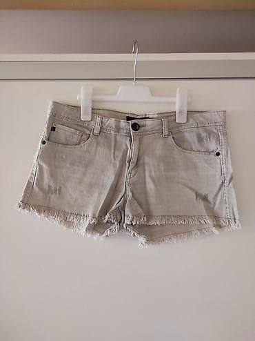 bermude teksas br: Tally Weijl teksas sorc velicina 42. Poluobim 45/47 na lalafo.rs — 1 bermude teksas br: Tally Weijl teksas sorc velicina 42. Poluobim 45/47 — 1