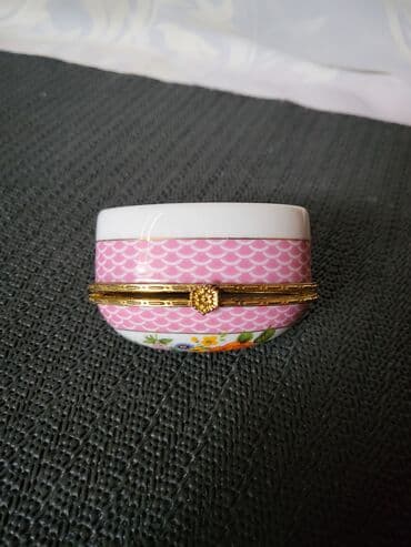 Ironing Boards: Jewelry box, color - Multicolored, New at lalafo.rs — 10 Ironing Boards: Jewelry box, color - Multicolored, New — 10