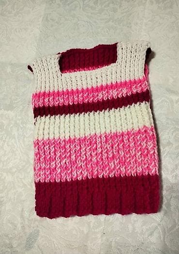 Paket dečiji prsluci 4 kom sve za 1600 din, novi, ručno pleteni vel 2 na lalafo.rs — 8 Paket dečiji prsluci 4 kom sve za 1600 din, novi, ručno pleteni vel 2 — 8