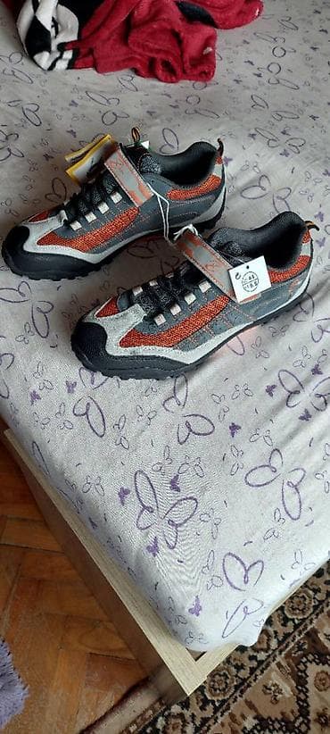 Equipment for cyclists: Nove patike za bicikliste kontakt at lalafo.rs — 7 Equipment for cyclists: Nove patike za bicikliste kontakt — 7