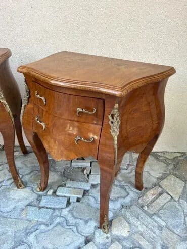 Antique Dressers: Stilske trbušaste komode u paru - ODLIČNO OČUVANE 🌟✨ Komode u dobrom at lalafo.rs — 7 Antique Dressers: Stilske trbušaste komode u paru - ODLIČNO OČUVANE 🌟✨ Komode u dobrom — 7