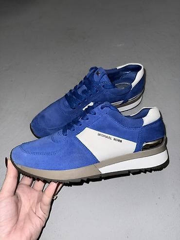 Michael Kors kožne ženske patike – model u sportskom retro stilu. - na lalafo.rs — 3 Michael Kors kožne ženske patike – model u sportskom retro stilu. - — 3