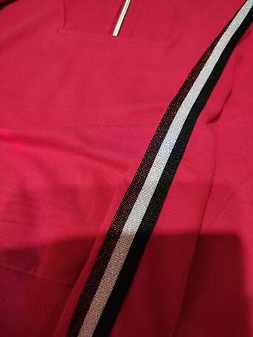 Zenska dukserica za moderne devojke, kratak model, vel. M, kao nov na lalafo.rs — 2 Zenska dukserica za moderne devojke, kratak model, vel. M, kao nov — 2