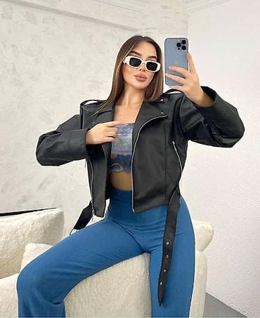 Jakna:
Vel: S M L
Uvoz Turska na lalafo.rs — 1 Jakna:
Vel: S M L
Uvoz Turska — 1