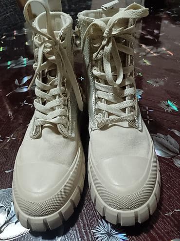 Ženske patike/čizme sa platformom – broj 39. - Dizajn: kombinacija na lalafo.rs — 6 Ženske patike/čizme sa platformom – broj 39. - Dizajn: kombinacija — 6