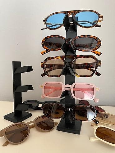 Stalak za naočare – vertikalni izložbeni/organizatorski držač - na lalafo.rs — 1 Stalak za naočare – vertikalni izložbeni/organizatorski držač - — 1