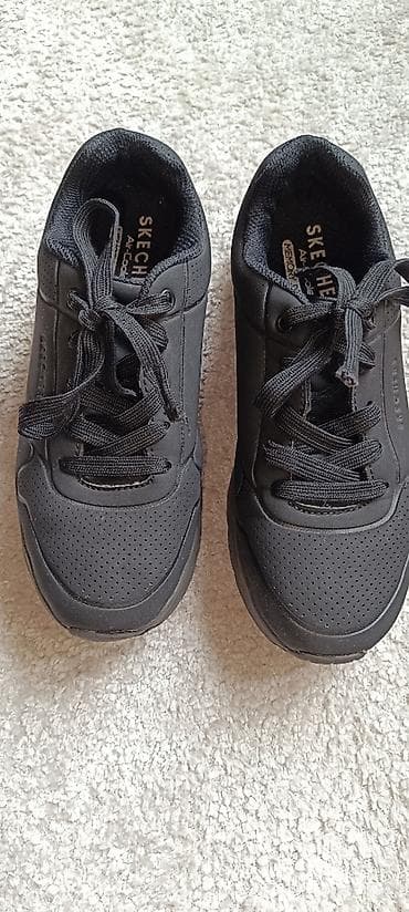 Kids' Footwear: Decije patike, ocuvane. Br.36 at lalafo.rs — 2 Kids' Footwear: Decije patike, ocuvane. Br.36 — 2
