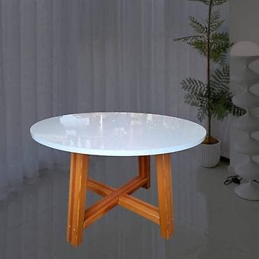 Table legs: Drveni /klub sto sa sjajnom belom pločom - Opcije oblika: okrugli ili at lalafo.rs — 2 Table legs: Drveni /klub sto sa sjajnom belom pločom - Opcije oblika: okrugli ili — 2