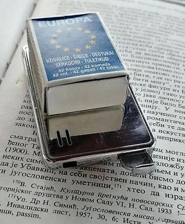 Pljosnati upaljač GALATASARAY 1905 I8x5cm!. Ispravan. Prelep upaljač na lalafo.rs — 7 Pljosnati upaljač GALATASARAY 1905 I8x5cm!. Ispravan. Prelep upaljač — 7